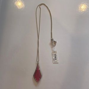 Kendra Scott necklace
